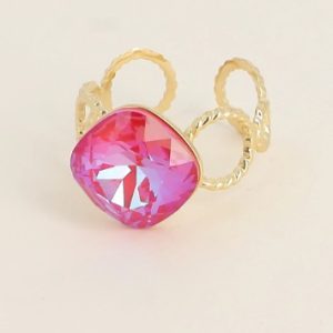 Bague dao doré orné de cristaux de Swarovski